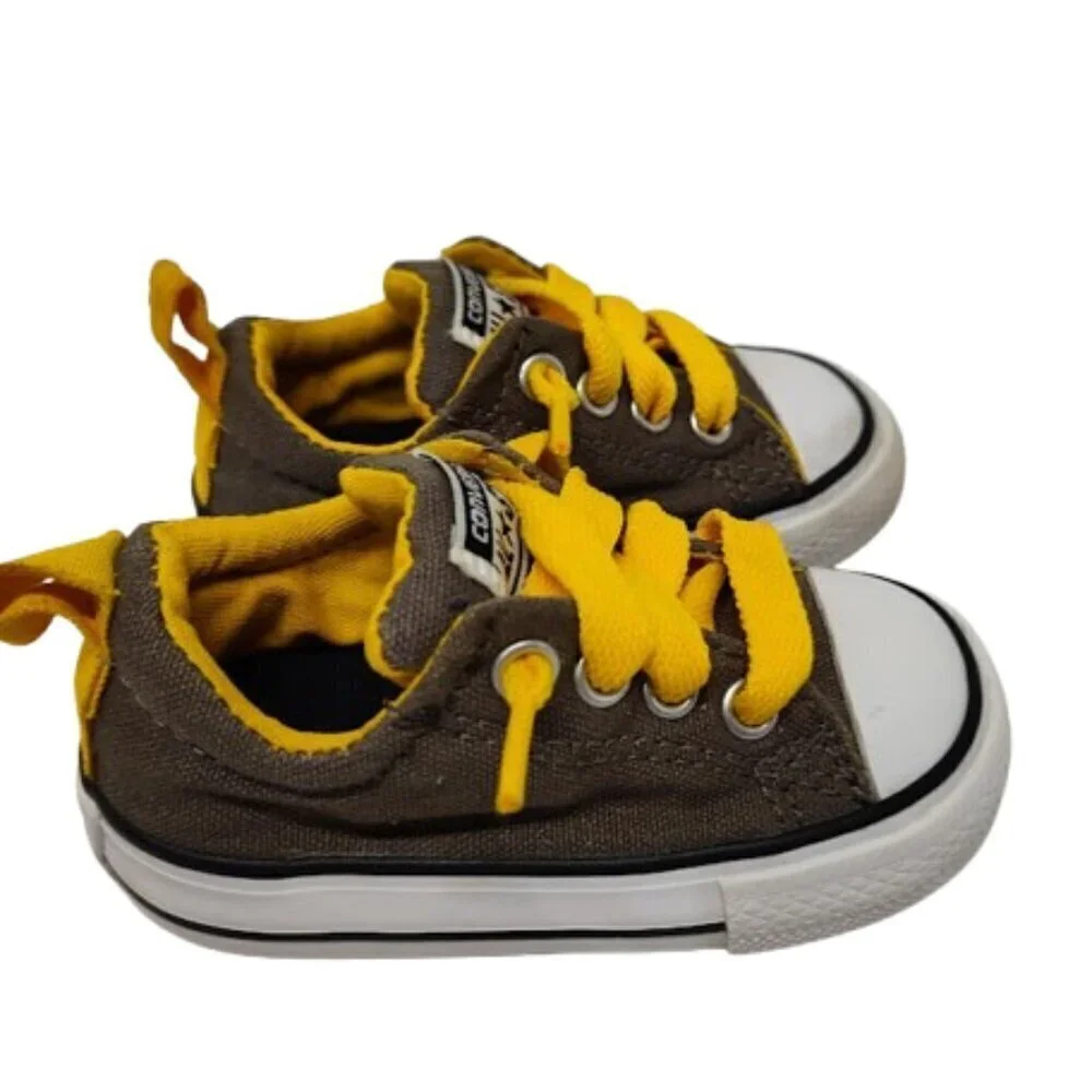 Converse Infant Toddler Baby Size 4 Gray & Yellow Chuck Low tops Sneakers